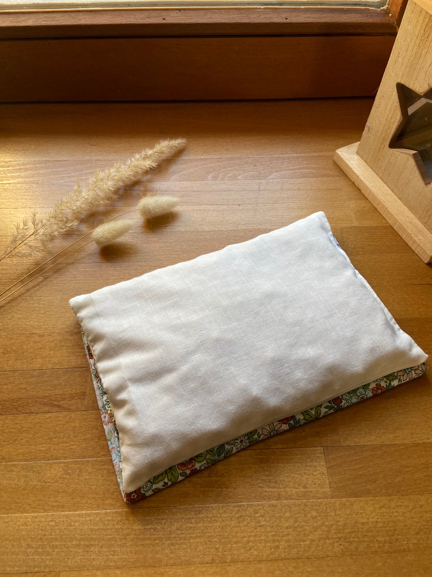 đż Bouillotte dĂ©houssable en coton â Garnie de noyaux de cerise