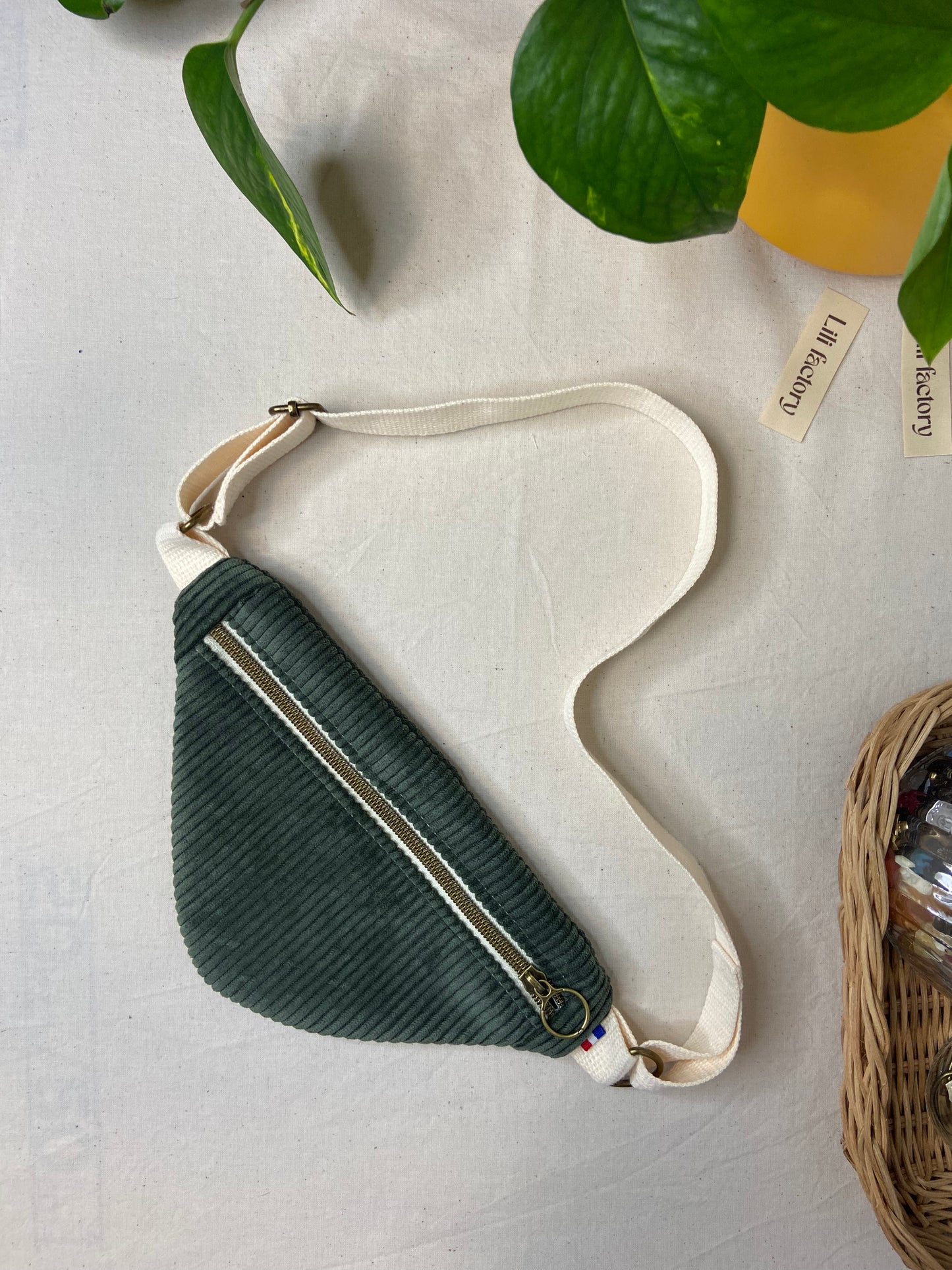 🐒 Sac banane enfant - velours côtelé