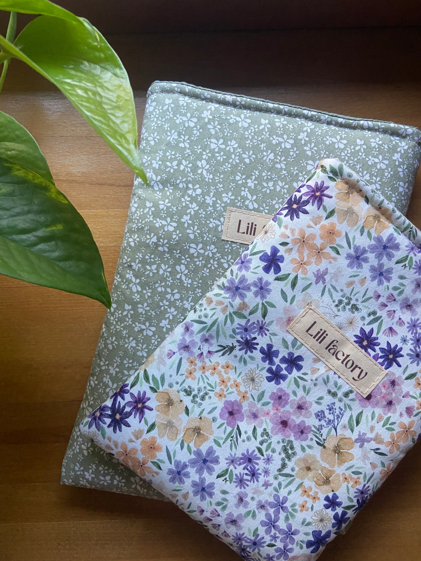 Duo de pochettes à livres ✨  format broché + poche
